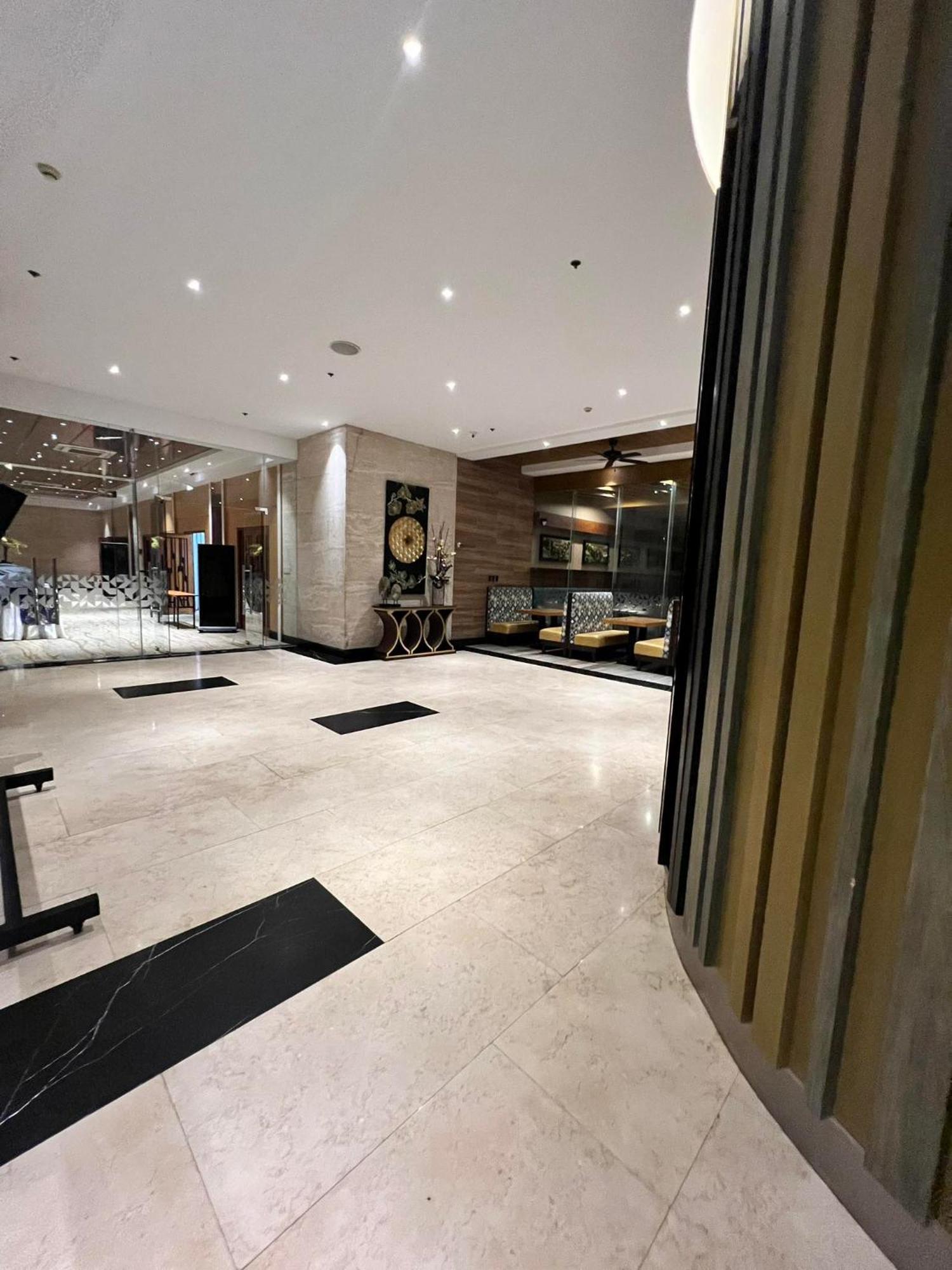 אנגלס Best Western Plus Metro Clark מראה חיצוני תמונה