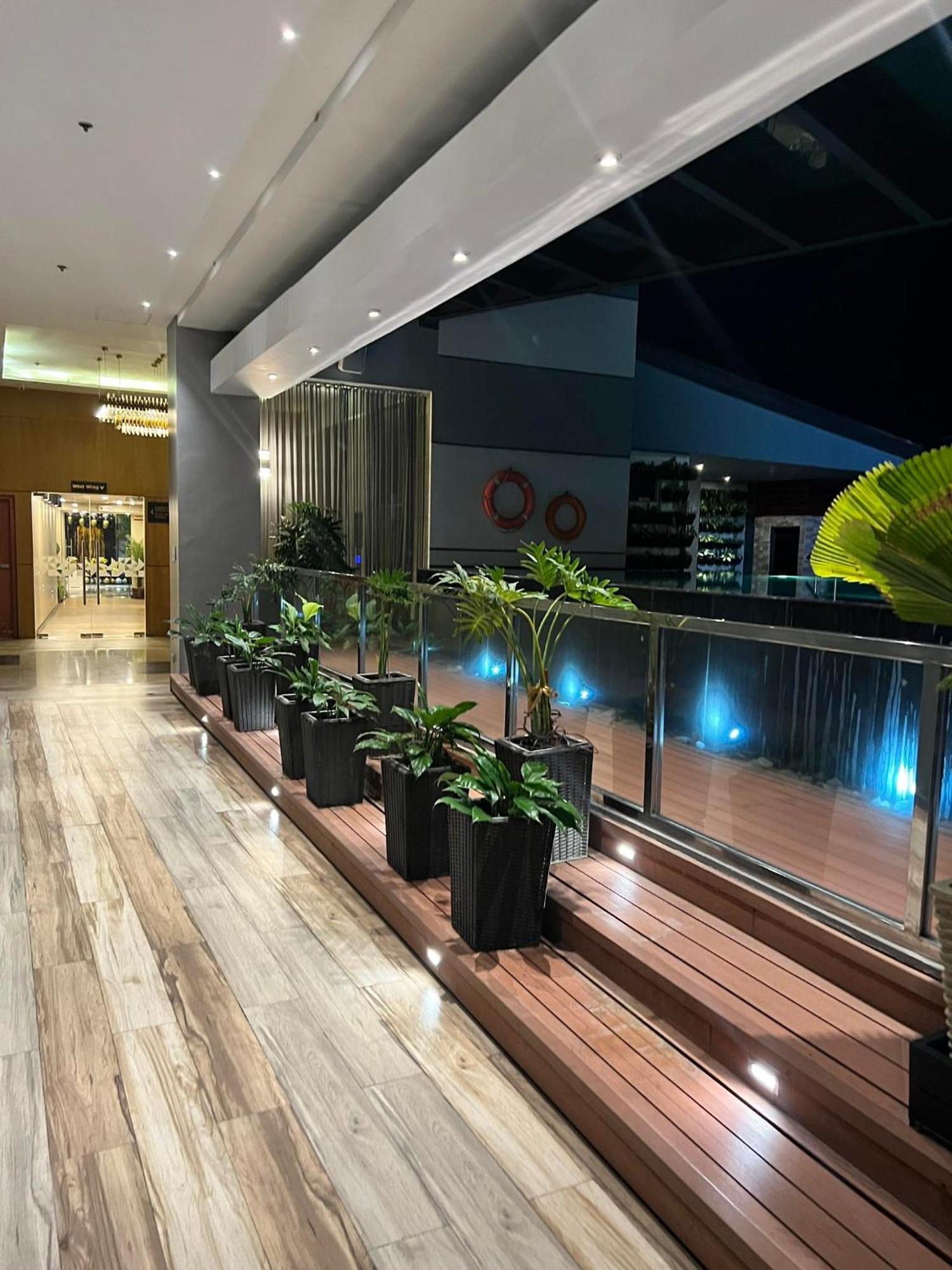 אנגלס Best Western Plus Metro Clark מראה חיצוני תמונה